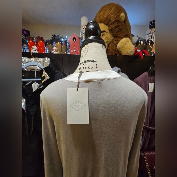 Frette Cascade Luxury Loungewear 2025 NWT Beige/ White Nightgown Silk & Cotton - Picture 5 of 16